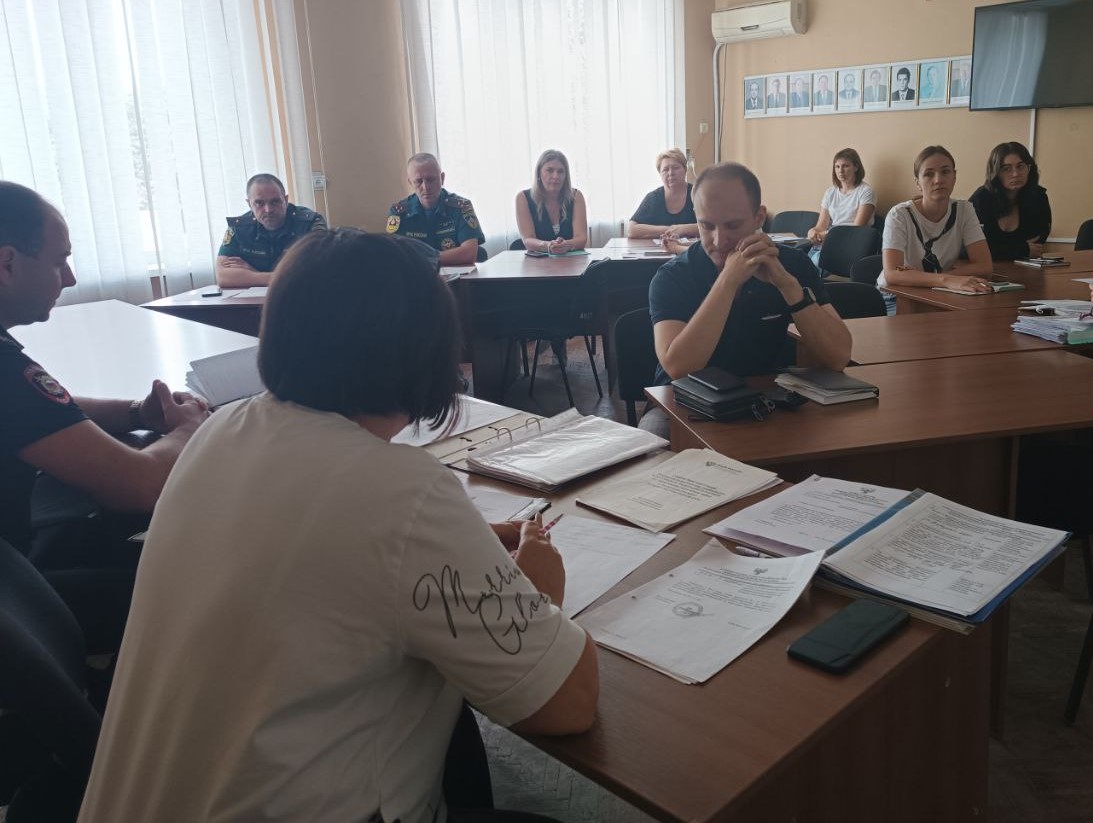 В администрации Амвросиевского округа состоялось первое заседание Антинаркотической комиссии.