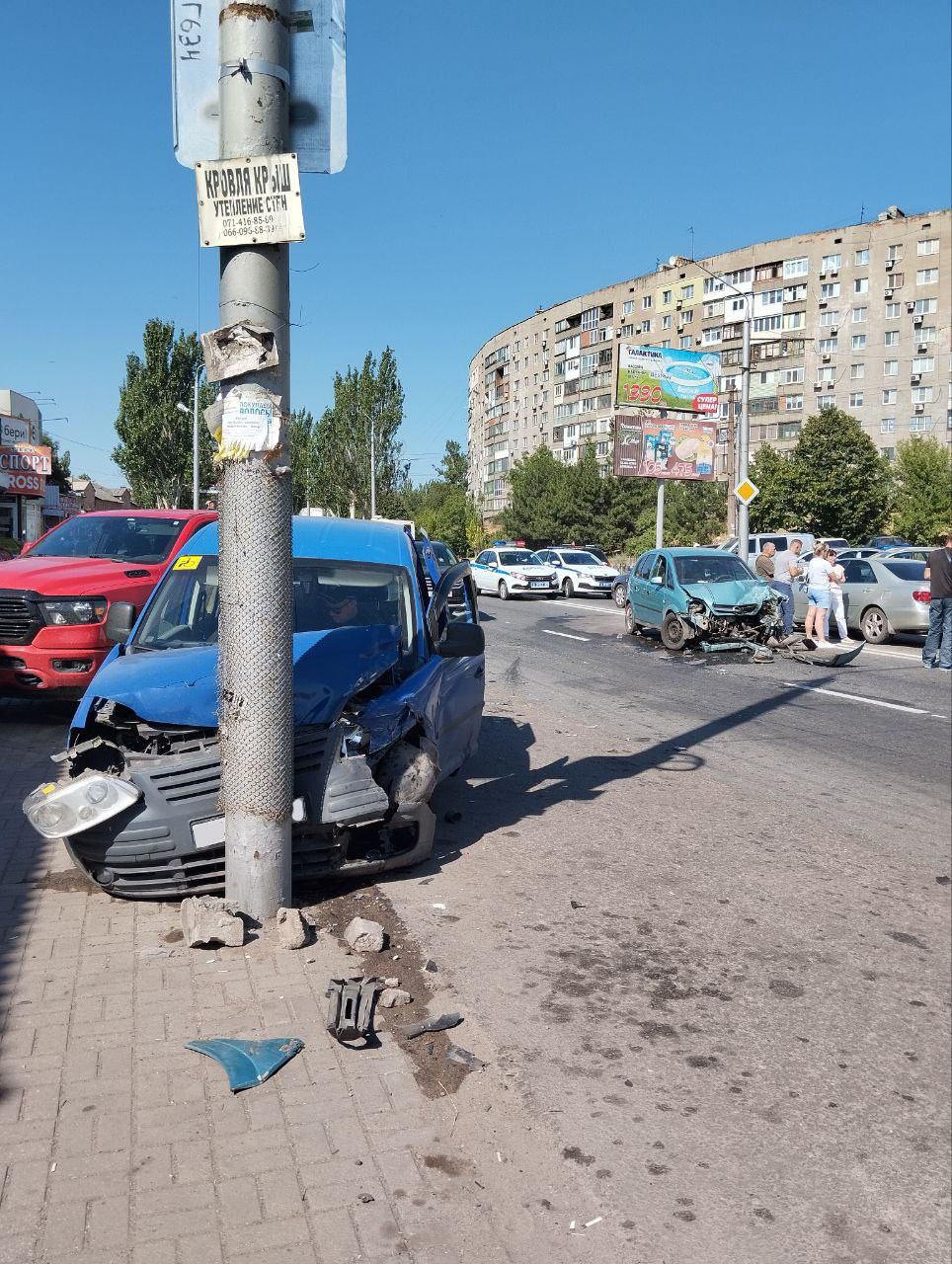 За сутки сотрудники полиции зафиксировали 4 ДТП с пострадавшими.